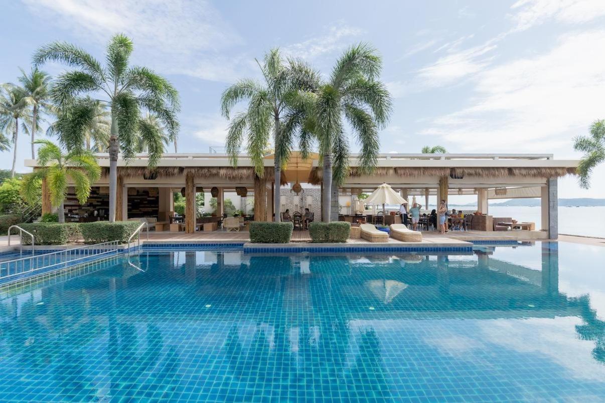 Poppy Beachfront Residence Rawai Room photo