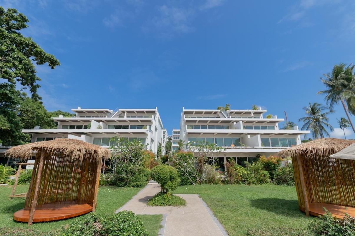 Poppy Beachfront Residence Rawai Room photo